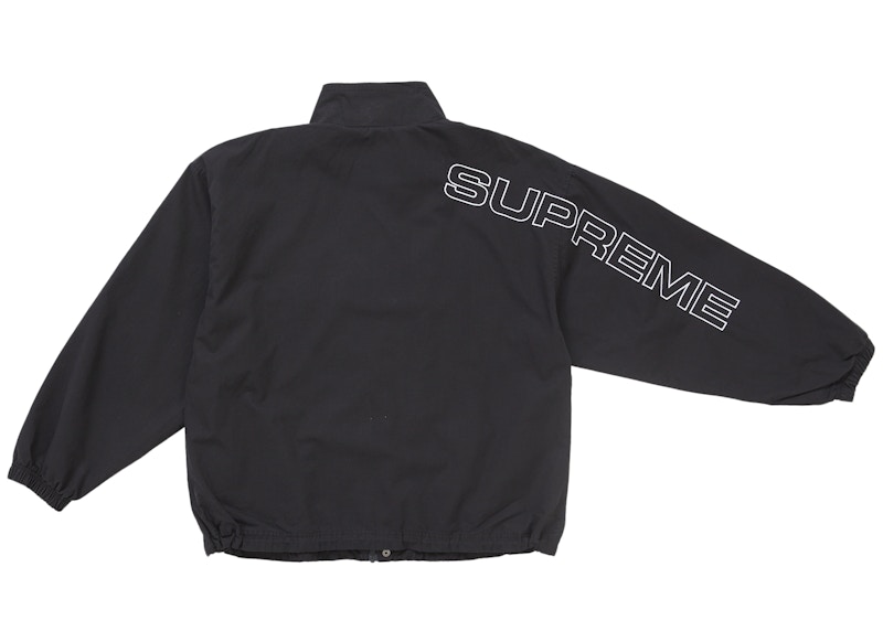 Lookbook Supreme Spellout Jaket Track Ripstop Bersulam Hitam.