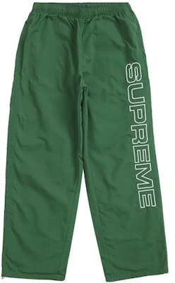 Supreme Spellout Bordir Celana Track (FW24) Hijau Tua. Buy Supreme Spellout Bordir Celana Track (FW24) Hijau Tua.