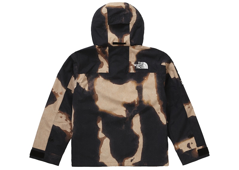 Lookbook Supreme The North Face Jaket Gunung Cetakan Denim Hitam Pudar