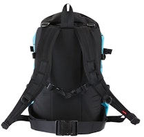 슈프림 x 노스페이스 스팁텍 백팩 (21FW) 청록색
Lookbook 슈프림 x 노스페이스 스팁텍 백팩 (21FW) 청록색