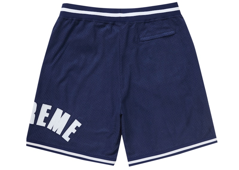 Lookbook Supreme Pantalones Cortos Navy de Malla Ultrasuede