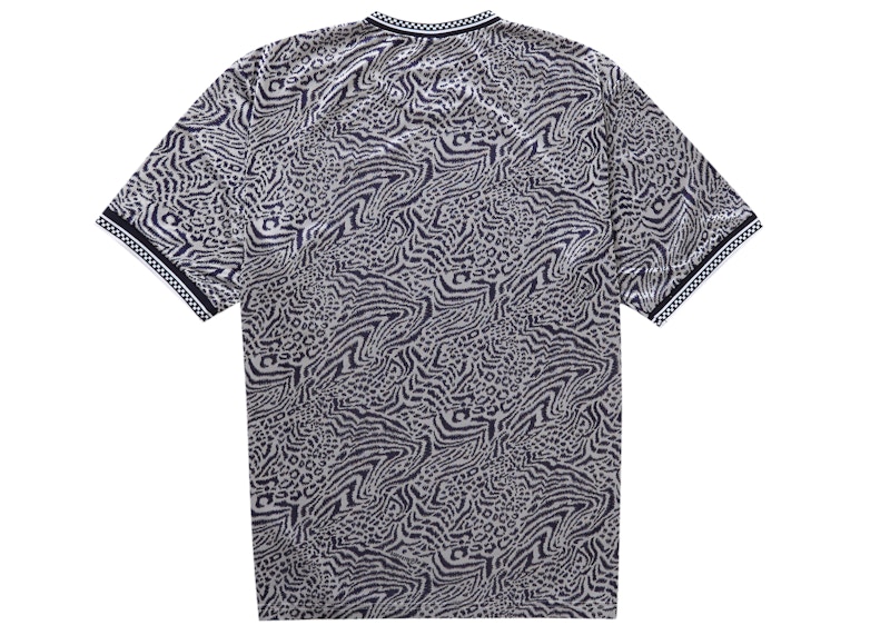 Buy Supreme Umbro Jacquard Animal Print Soccer Jersey Navy - Novelship