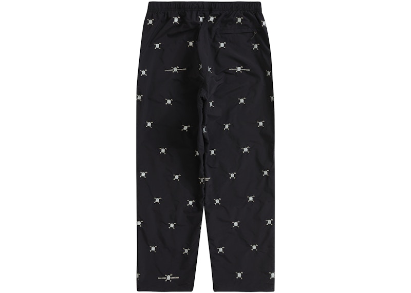 Order Supreme UNDERCOVER Seluar Track Hitam