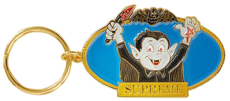 シュプリーム 吸血鬼キーホルダー (青)
Buy シュプリーム 吸血鬼キーホルダー (青)