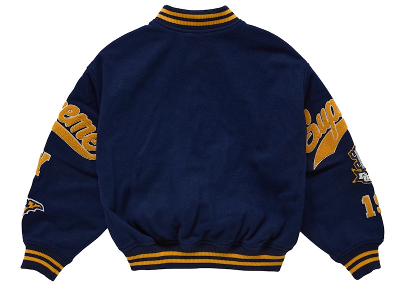 Lookbook Chaqueta Varsity Supreme Veritas Azul Marino