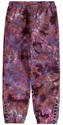 Supreme Warm Up Seluar (SS22) Pelbagai Warna Buy Supreme Warm Up Seluar (SS22) Pelbagai Warna