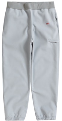 Supreme WINDSTOPPER Sweatpant (FW22) Light Grey Seluar Trek Kelabu Terang. Buy Supreme WINDSTOPPER Sweatpant (FW22) Light Grey Seluar Trek Kelabu Terang.