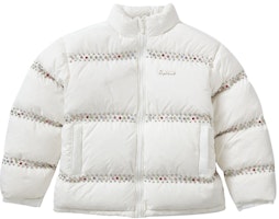 슈프림 x 비비 사이먼 스터드 푸퍼 재킷 (화이트)
Buy 슈프림 x 비비 사이먼 스터드 푸퍼 재킷 (화이트)