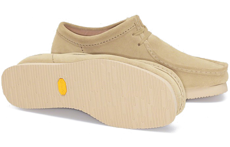 Shop Supreme x Clarks 原創 Gore-Tex 楓色麂皮 Wallabee 261 48321