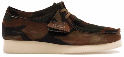 Supreme x Clarks Original Gore-Tex Wallabee Woodland Camo Supreme x Clarks Original Gore-Tex Wallabee Woodland Camo