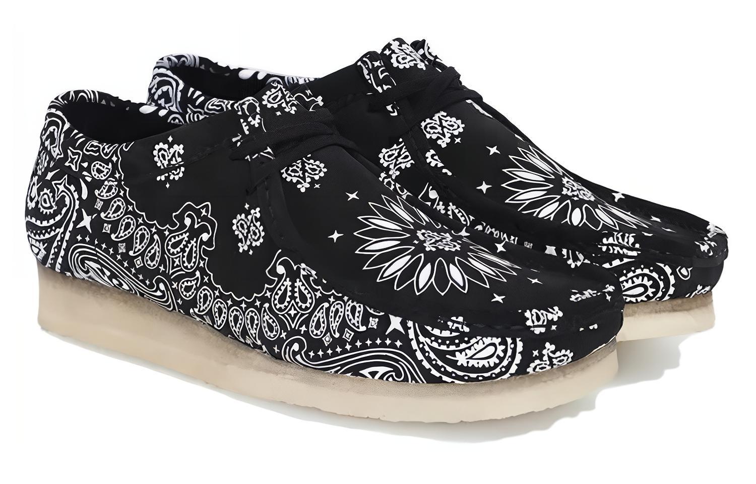 Lookbook シュプリーム×クラークス ワラビー "バンダナ" 261-42426