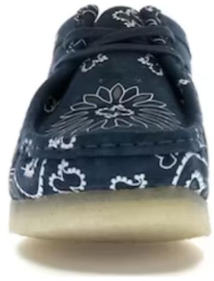 Supreme x Clarks Wallabee 'Blue Bandana' 261-42430 Shop Supreme x Clarks Wallabee 'Blue Bandana' 261-42430