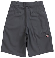 Supreme x Dickies ルーズワークショーツ (チャコール)
Order Supreme x Dickies ルーズワークショーツ (チャコール)