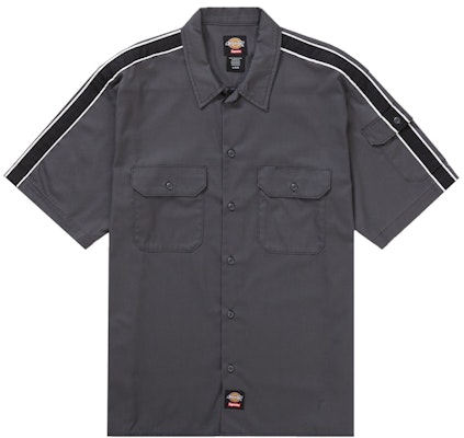 Supreme x Dickies ストライプ半袖ワークシャツ (チャコール)
Buy Supreme x Dickies ストライプ半袖ワークシャツ (チャコール)