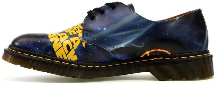 Supreme x Dr. Martens 1461 "反逆の意志" (Hangyaku no Ishi - Rebellious Will) 24083102 Buy Supreme x Dr. Martens 1461 "反逆の意志" (Hangyaku no Ishi - Rebellious Will) 24083102