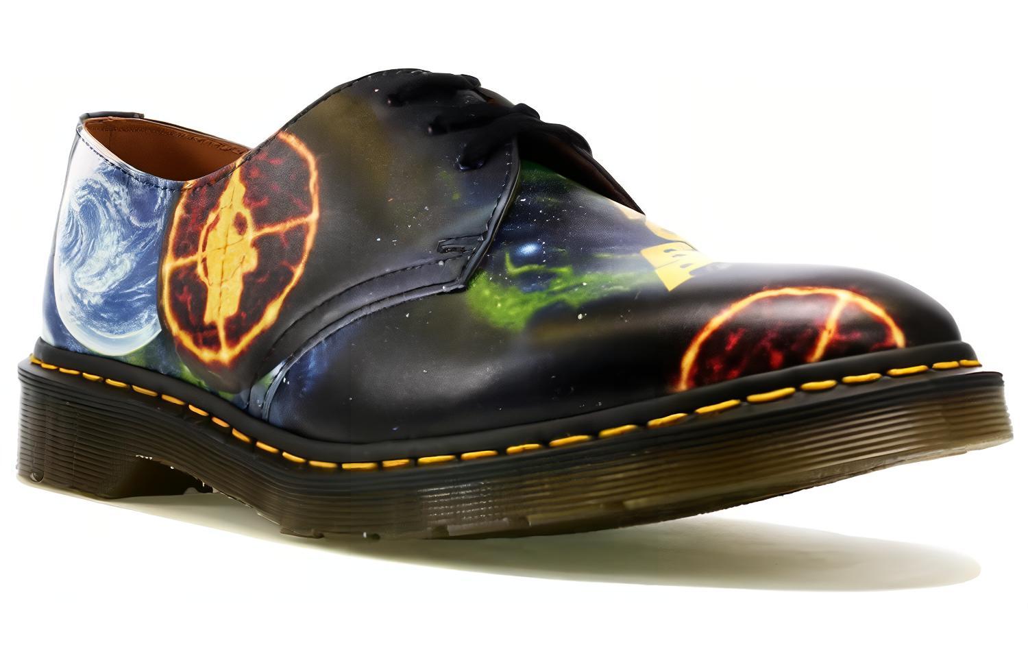 Lookbook 슈프림 x 닥터마틴 1461 '퍼블릭 에너미 백핸드' 24083102