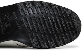 Supreme x Dr. Martens 1461 'Spiderweb - Putih' 27952100 Purchase Supreme x Dr. Martens 1461 'Spiderweb - Putih' 27952100