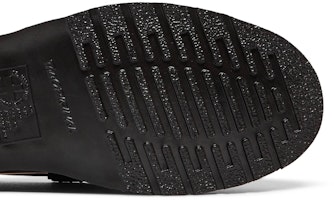 Supreme x Dr. Martens Penton Tassel Loafer 'Hitam' 31372001 Purchase Supreme x Dr. Martens Penton Tassel Loafer 'Hitam' 31372001