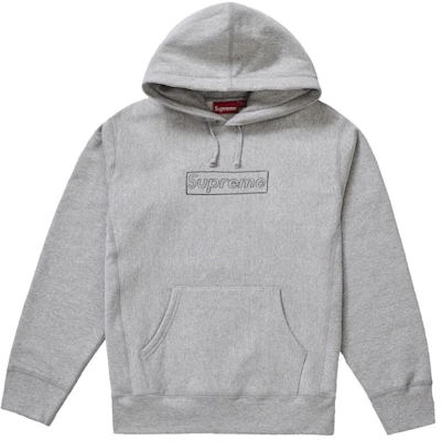 Supreme x KAWS Chalk Logo Baju Hujung Berhud Kelabu Heather Buy Supreme x KAWS Chalk Logo Baju Hujung Berhud Kelabu Heather