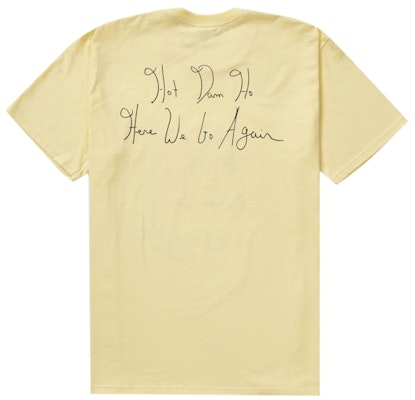 Supreme x Lil Kim Camiseta 'Amarillo Pálido' Order Supreme x Lil Kim Camiseta 'Amarillo Pálido'