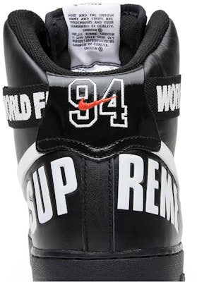Supreme x 耐克空军一号高帮 SP '黑色' 698696-010 Sizing Supreme x 耐克空军一号高帮 SP '黑色' 698696-010