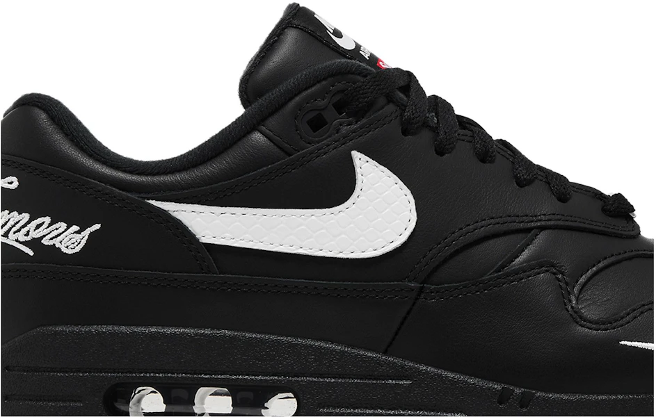 Supreme x Nike Air Max 1 ''87 SP ''Schwarz Weiß'' HF8813-001 Lookbook Supreme x Nike Air Max 1 ''87 SP ''Schwarz Weiß'' HF8813-001