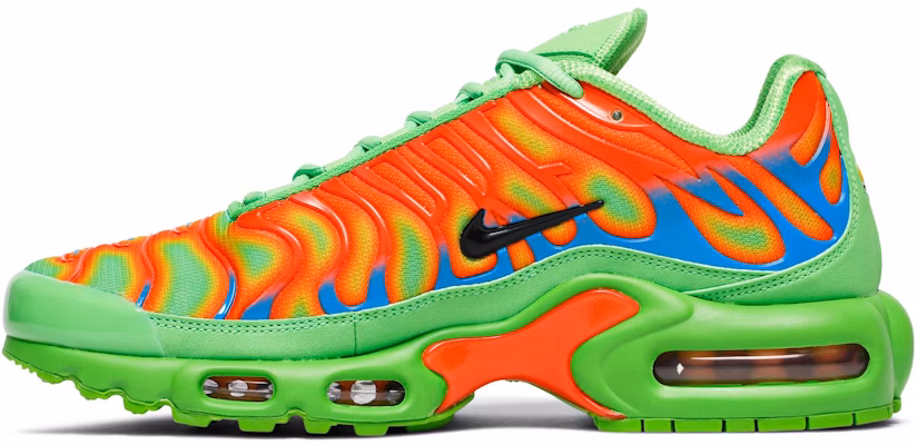 Supreme x Nike Air Max Plus TN 'Mean Green' DA1472-300 Lookbook Supreme x Nike Air Max Plus TN 'Mean Green' DA1472-300