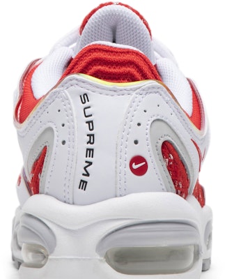 Supreme x Nike Air Max Tailwind 4 'University Merah' AT3854-100 Sizing Supreme x Nike Air Max Tailwind 4 'University Merah' AT3854-100