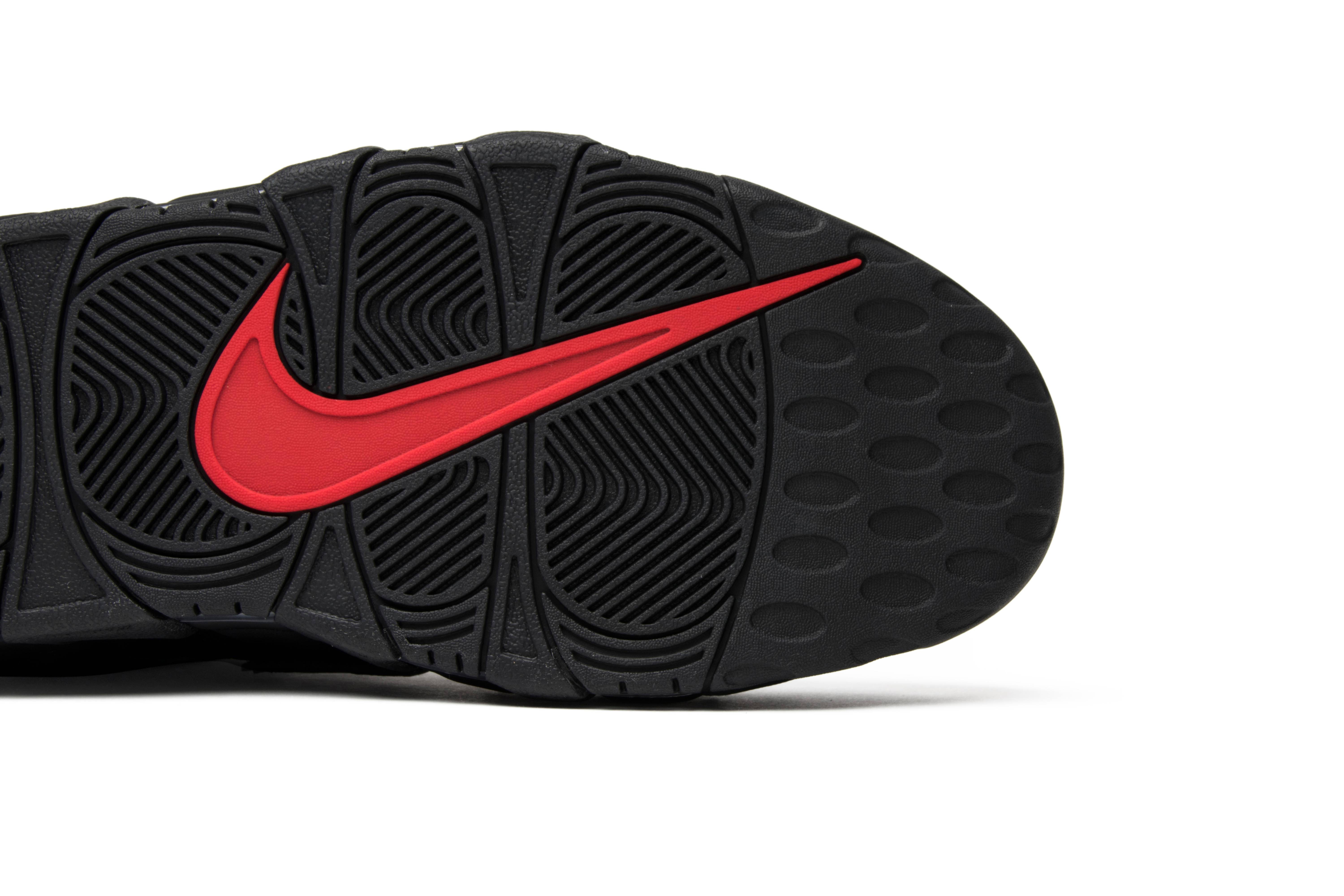 Nike more uptempo supreme black top