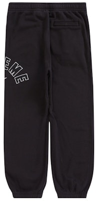 Supreme x Nike Arc Sweatpant Black Lookbook Supreme x Nike Arc Sweatpant Black