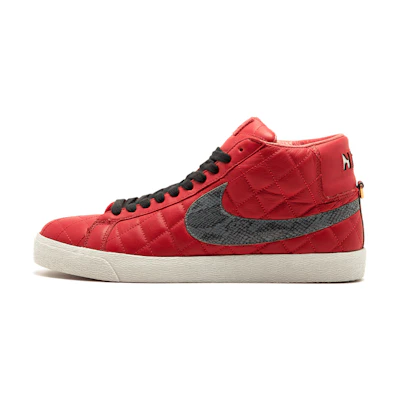 Supreme Nike Blazer SB 'Varsity Red'
