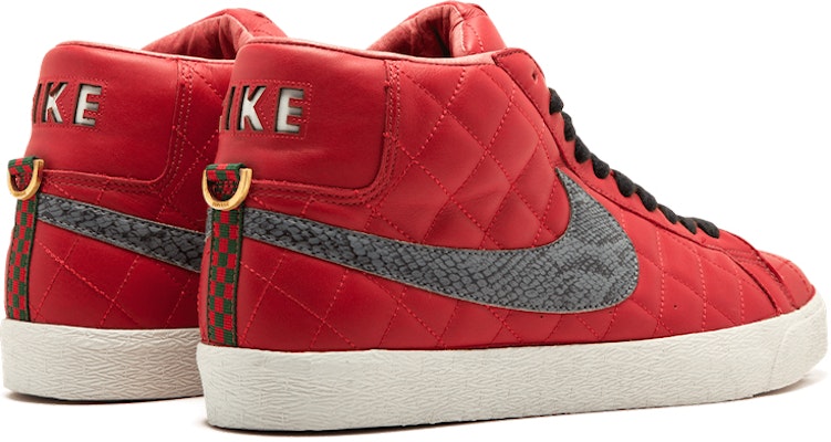 슈프림 x 나이키 SB 블레이저 '바시티 레드' 313962-601 Lookbook 슈프림 x 나이키 SB 블레이저 '바시티 레드' 313962-601