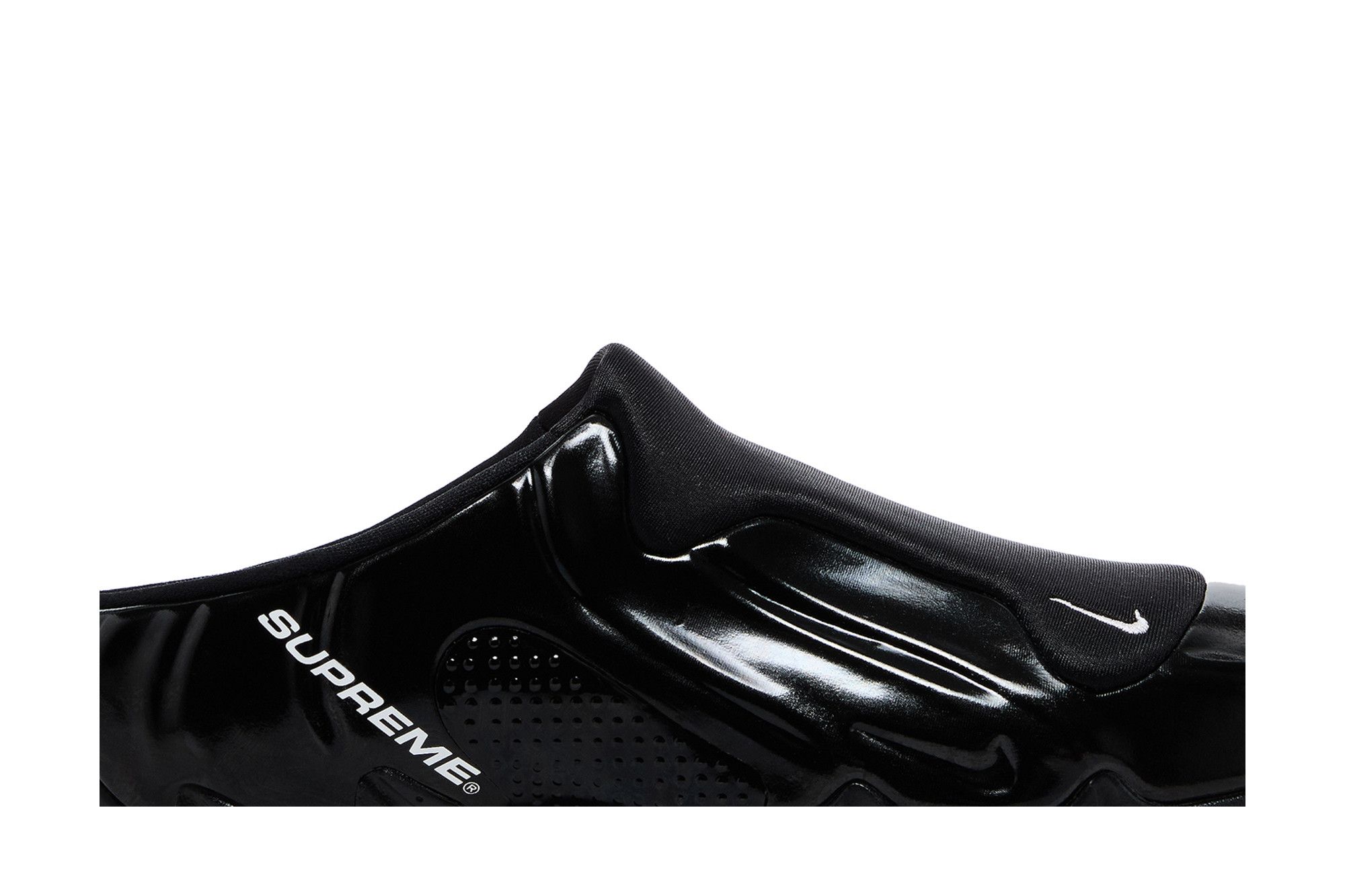 Lookbook Supreme x Nike Clogposite 'Hitam' FN0289-001/HJ6215-001