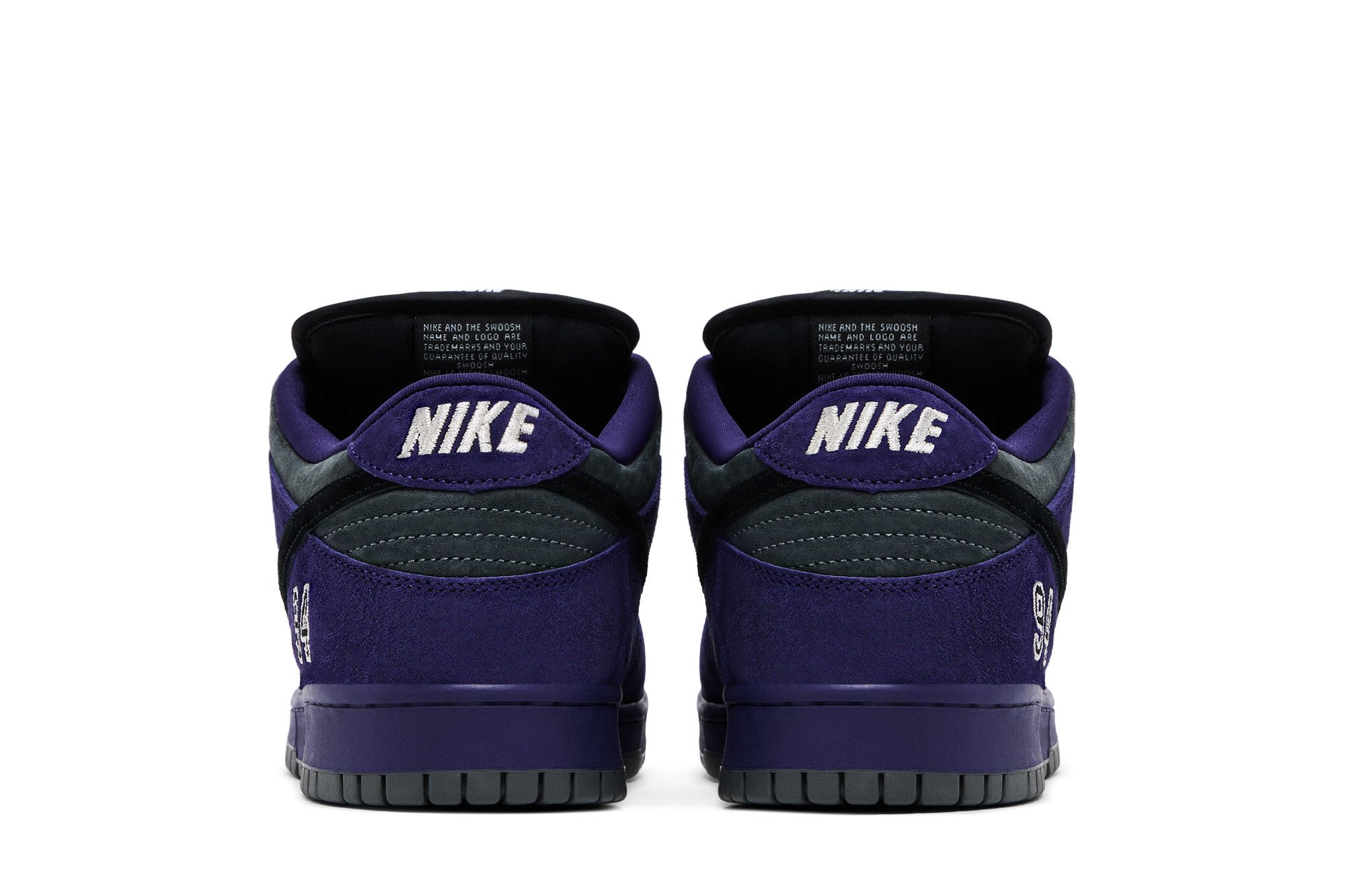 Details for Supreme x 耐克 Dunk Low SB '墨水' HQ8487-500
