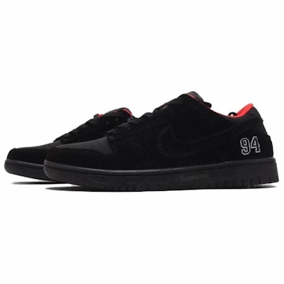 Supreme x Nike Dunk Low SB 'Hitam Pekat' HQ8487-001 Purchase Supreme x Nike Dunk Low SB 'Hitam Pekat' HQ8487-001