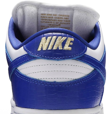 Supreme x Nike SB Dunk Low OG QS 'Hyper Royal' DH3228-100 Sizing Supreme x Nike SB Dunk Low OG QS 'Hyper Royal' DH3228-100