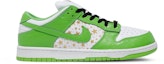 Buy Supreme x Nike SB Dunk Low OG QS 'Mean Green' Hijau. DH3228-101