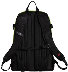 슈프림 x 노스페이스 S로고 라임 익스페디션 백팩
Lookbook 슈프림 x 노스페이스 S로고 라임 익스페디션 백팩