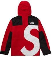 슈프림 x 노스페이스 레드 S로고 마운틴 재킷
Lookbook 슈프림 x 노스페이스 레드 S로고 마운틴 재킷