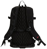 Tas Punggung Hitam Supreme x The North Face Summit Series Rescue Chugach 16 Lookbook Tas Punggung Hitam Supreme x The North Face Summit Series Rescue Chugach 16