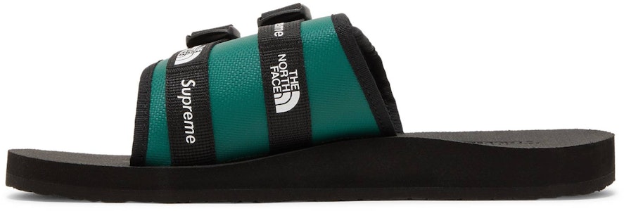 Supreme x The North Face Sandal Trekking 'Evergreen' NF0A7W6NNL1 Lookbook Supreme x The North Face Sandal Trekking 'Evergreen' NF0A7W6NNL1
