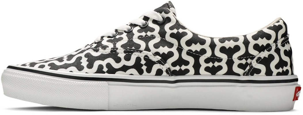Supreme x Vans Era 'Monogram S - Hitam' VN0A5KRV5XH Lookbook Supreme x Vans Era 'Monogram S - Hitam' VN0A5KRV5XH