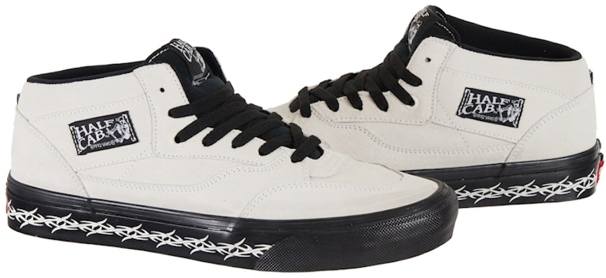 Supreme x Vans Half Cab 'Kawat Berduri Putih' Order Supreme x Vans Half Cab 'Kawat Berduri Putih'