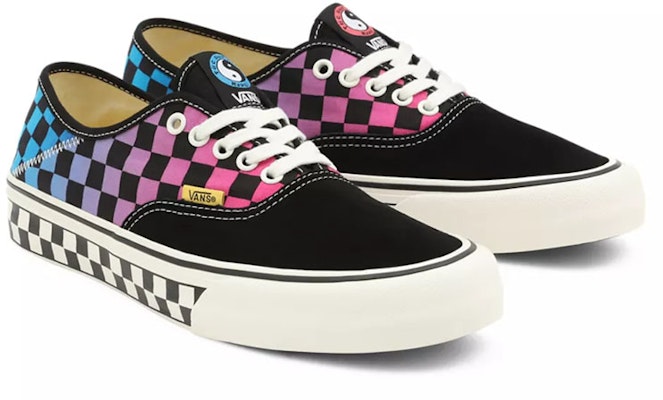 T&C Surf Designs x Vans Authentic SF 'Checkerboard' Kotak-kotak VN0A4BWT8FZ Lookbook T&C Surf Designs x Vans Authentic SF 'Checkerboard' Kotak-kotak VN0A4BWT8FZ