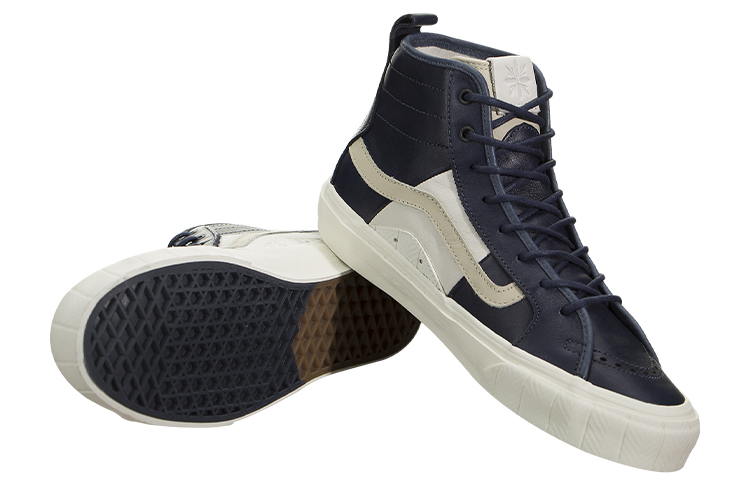 Shop Taka Hayashi x Vans Court Hi LX ''Blu'' VN000UCNJXZ