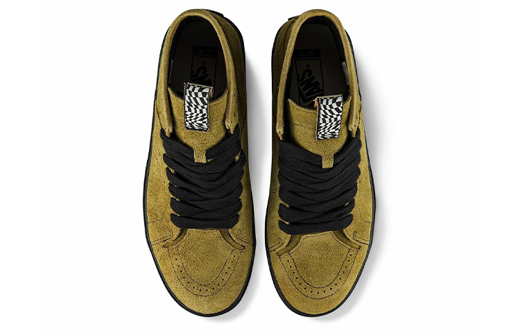 Shop Taka Hayashi x Vans Sk8-Boot LX '毛絨麂皮-橄欖醬' VN0A4UWQ2W4