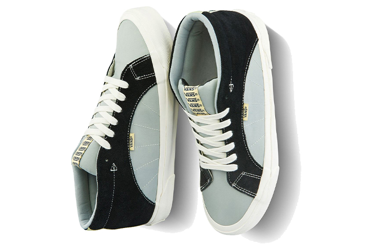 Lookbook タカ・ハヤシ x Vans スネークトレイル "黒/灰" VN0A4UWR2W6