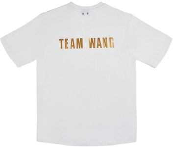 TEAM WANG IPO Baju Putih/Emas Buy TEAM WANG IPO Baju Putih/Emas