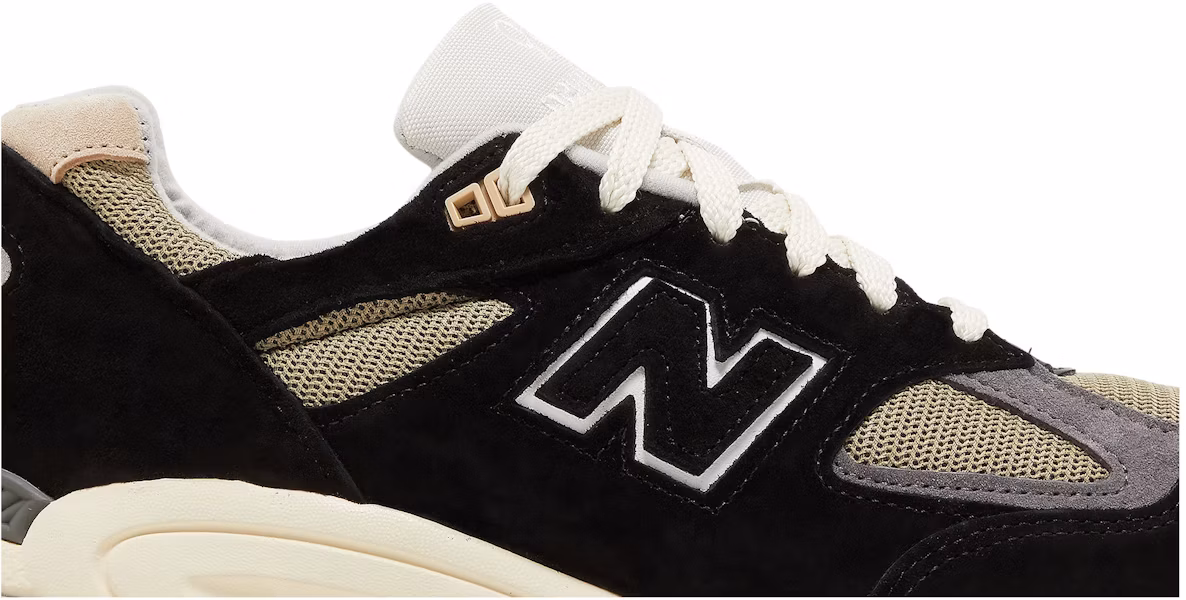 テディ・サンティス × NB 990v2 黒 (USA製) M990TE2 Lookbook テディ・サンティス × NB 990v2 黒 (USA製) M990TE2
