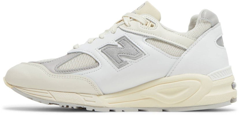 Teddy Santis x New Balance 990v2 Made in USA 'Sea Salt' M990TC2 Lookbook Teddy Santis x New Balance 990v2 Made in USA 'Sea Salt' M990TC2
